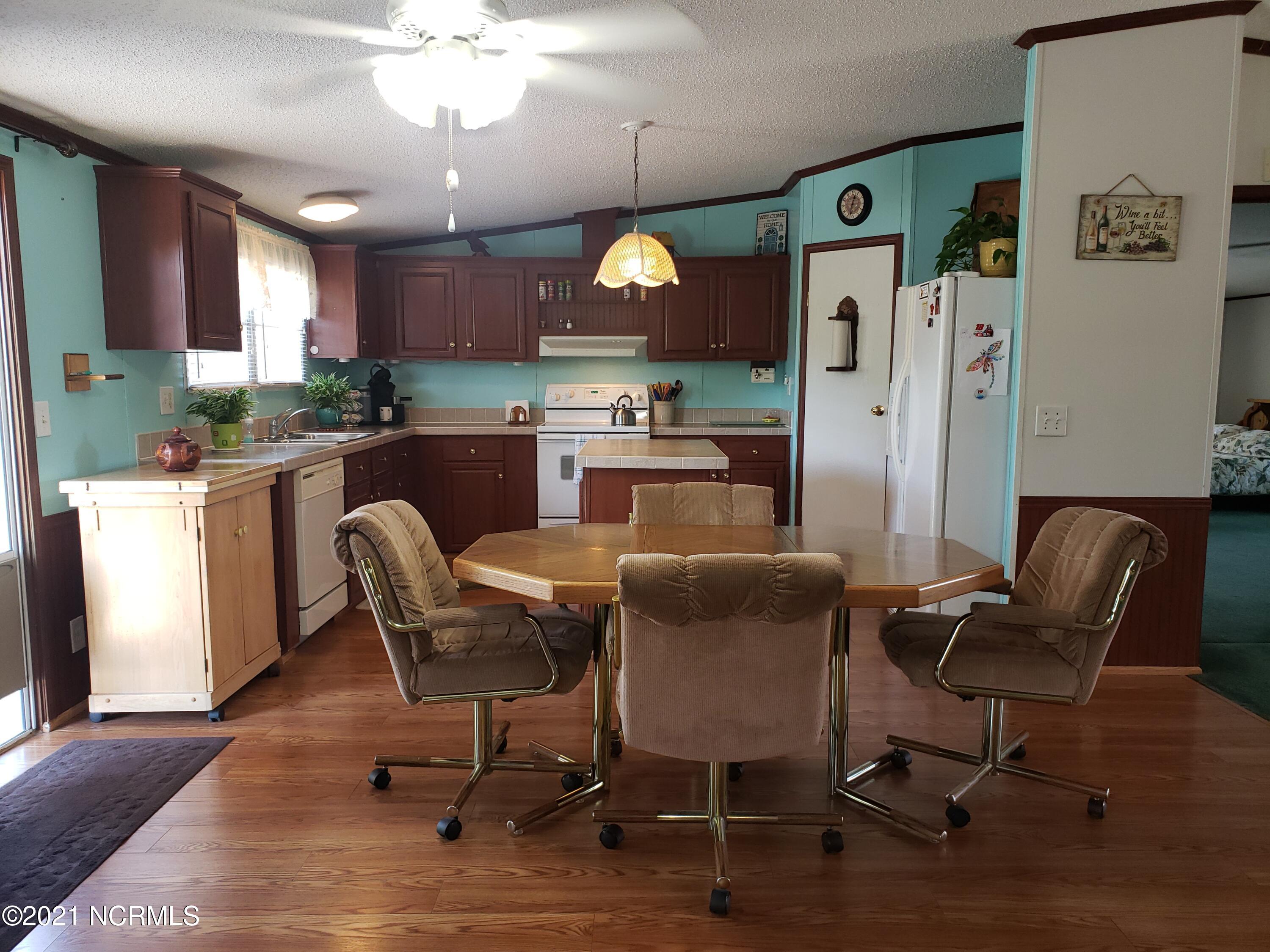 2459 Stout Road Northwest Ash, NC 28420 - Photo 4 of 19 dining area