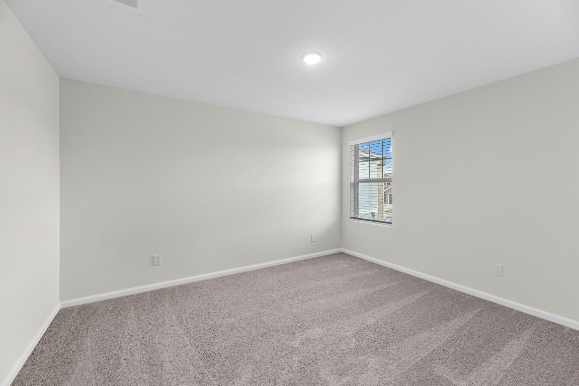 9465 Beryl Lane Conroe, TX 77303 - Photo 9 of 12