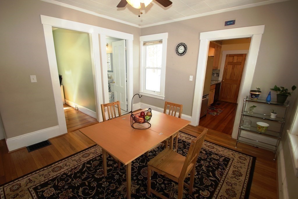 86 Washington Street Reading, MA 01867 - Photo 23 of 42