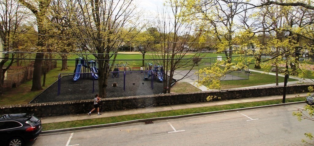 86 Washington Street Reading, MA 01867 - Photo 3 of 42