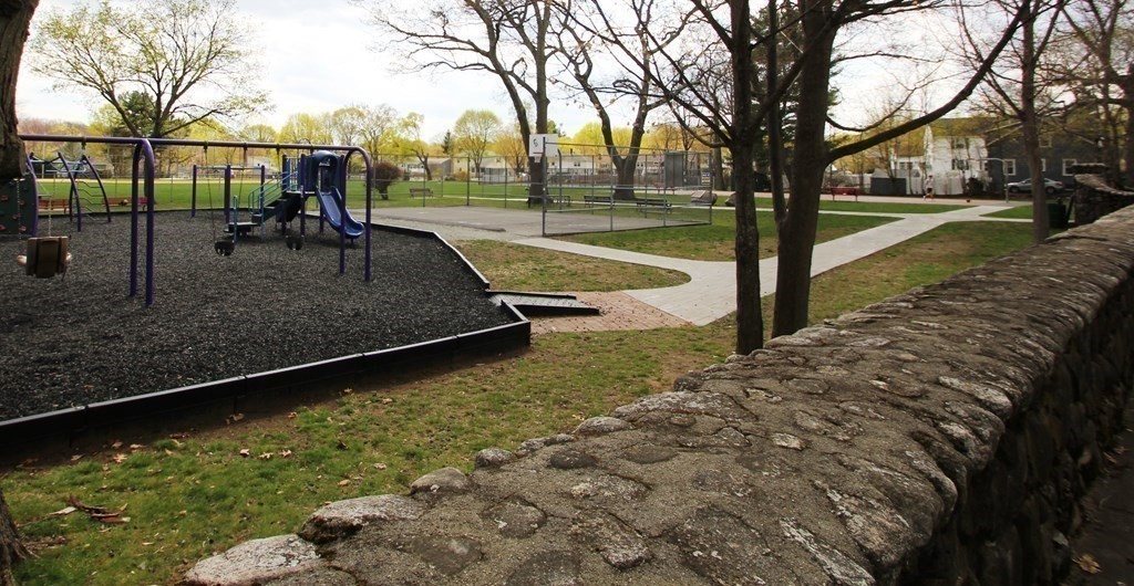 86 Washington Street Reading, MA 01867 - Photo 41 of 42