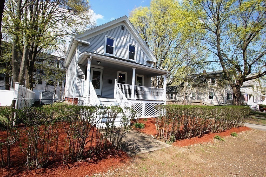 86 Washington Street Reading, MA 01867 - Photo 6 of 42