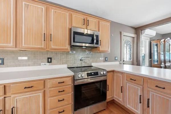 $444,999 | 4 Intervale Road, Rutland, MA 01543