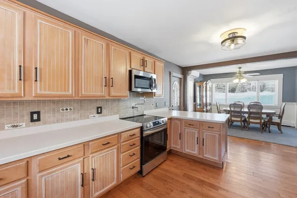 $444,999 | 4 Intervale Road, Rutland, MA 01543