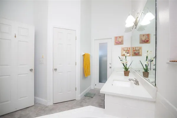 $2,900 | 4737 Chalfont Drive, Orlando, FL 32837