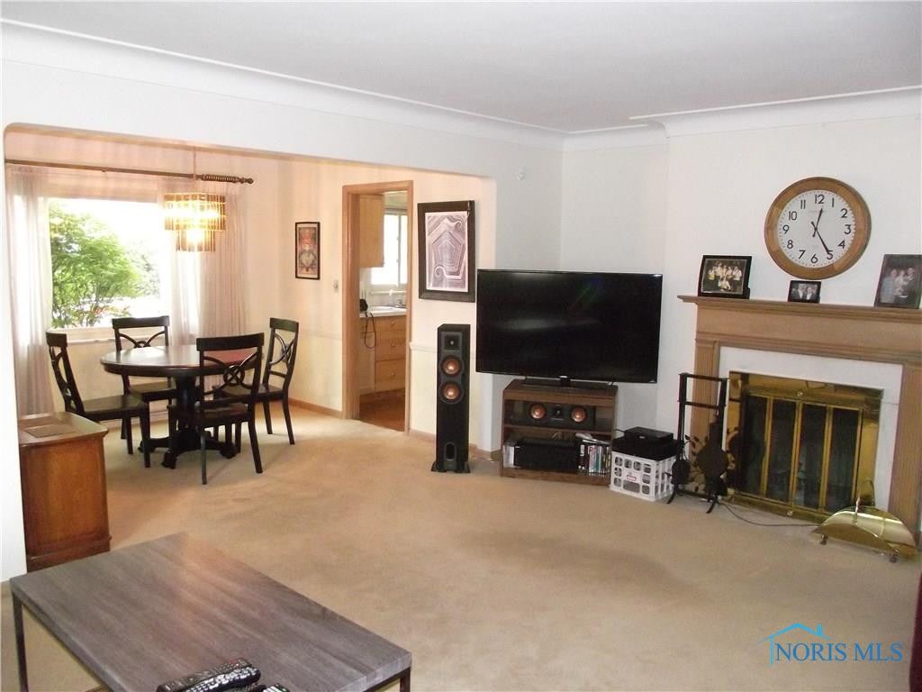 3176 Aldringham Road Toledo, OH 43606 - Photo 6 of 27 Gallery Image 6