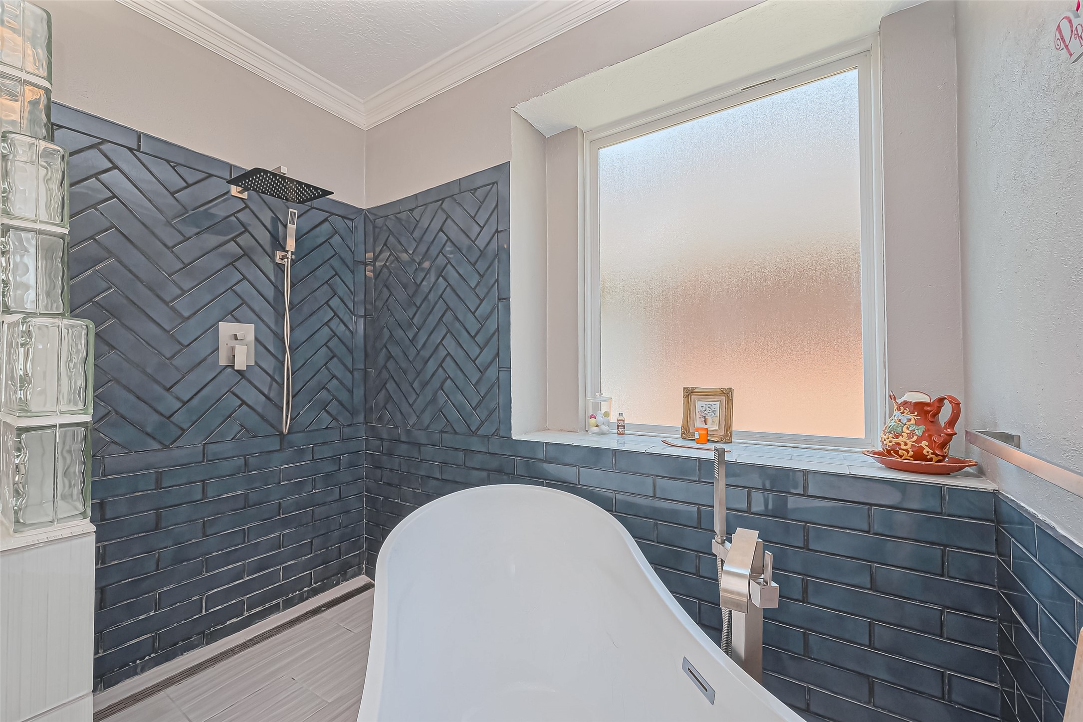 5803 Slashwood Lane Spring, TX 77379 - Photo 39 of 46