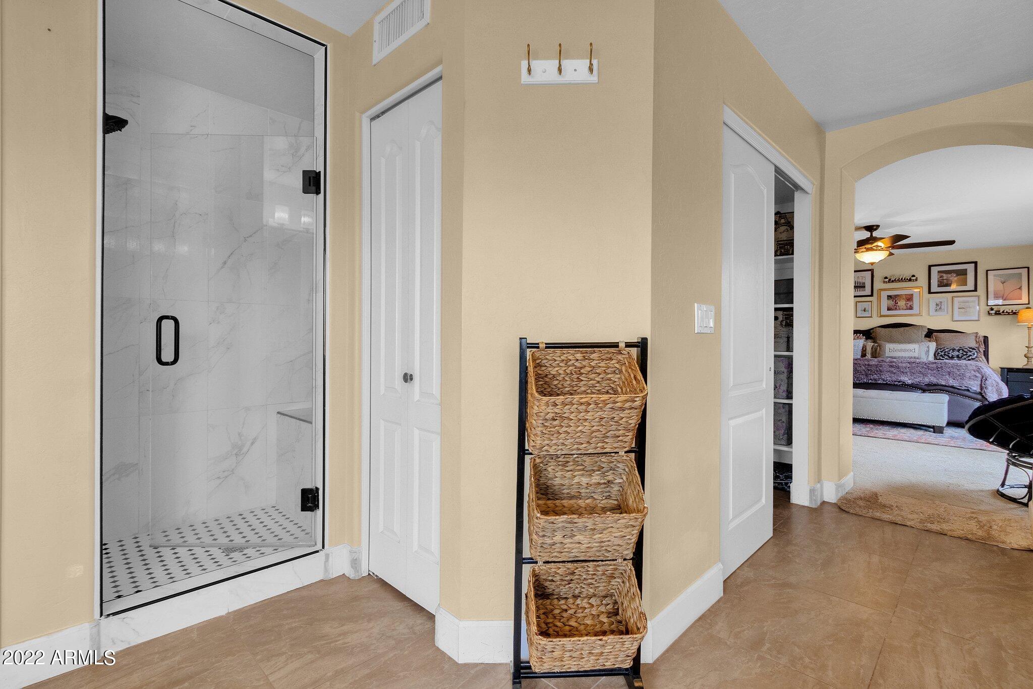 1712 East Hearn Road Phoenix, AZ 85022 - Photo 35 of 50 035_MASTER BATHROOM