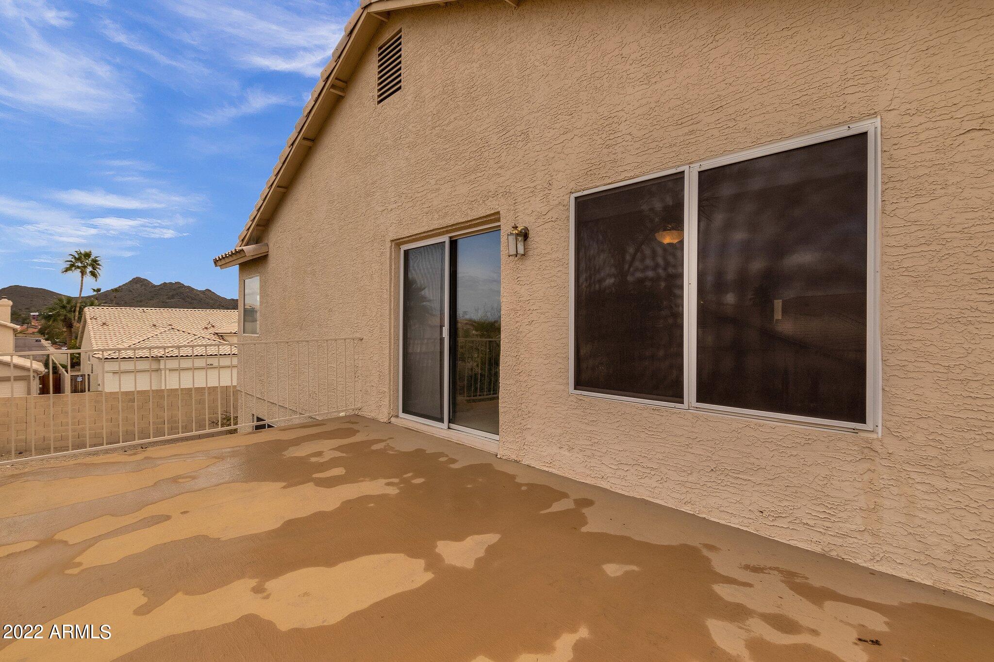 1712 East Hearn Road Phoenix, AZ 85022 - Photo 36 of 50 036_VIEWING DECK
