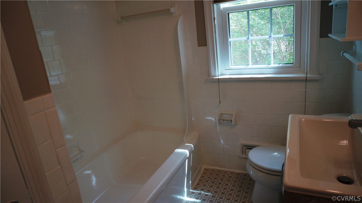 505 Ridgeley Lane Henrico, VA 23229 - Photo 26 of 33 Gallery Image 26