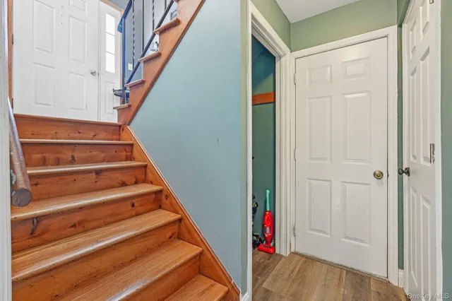 $450,000 | 54 Blossom Lane, Wallkill, NY 12589