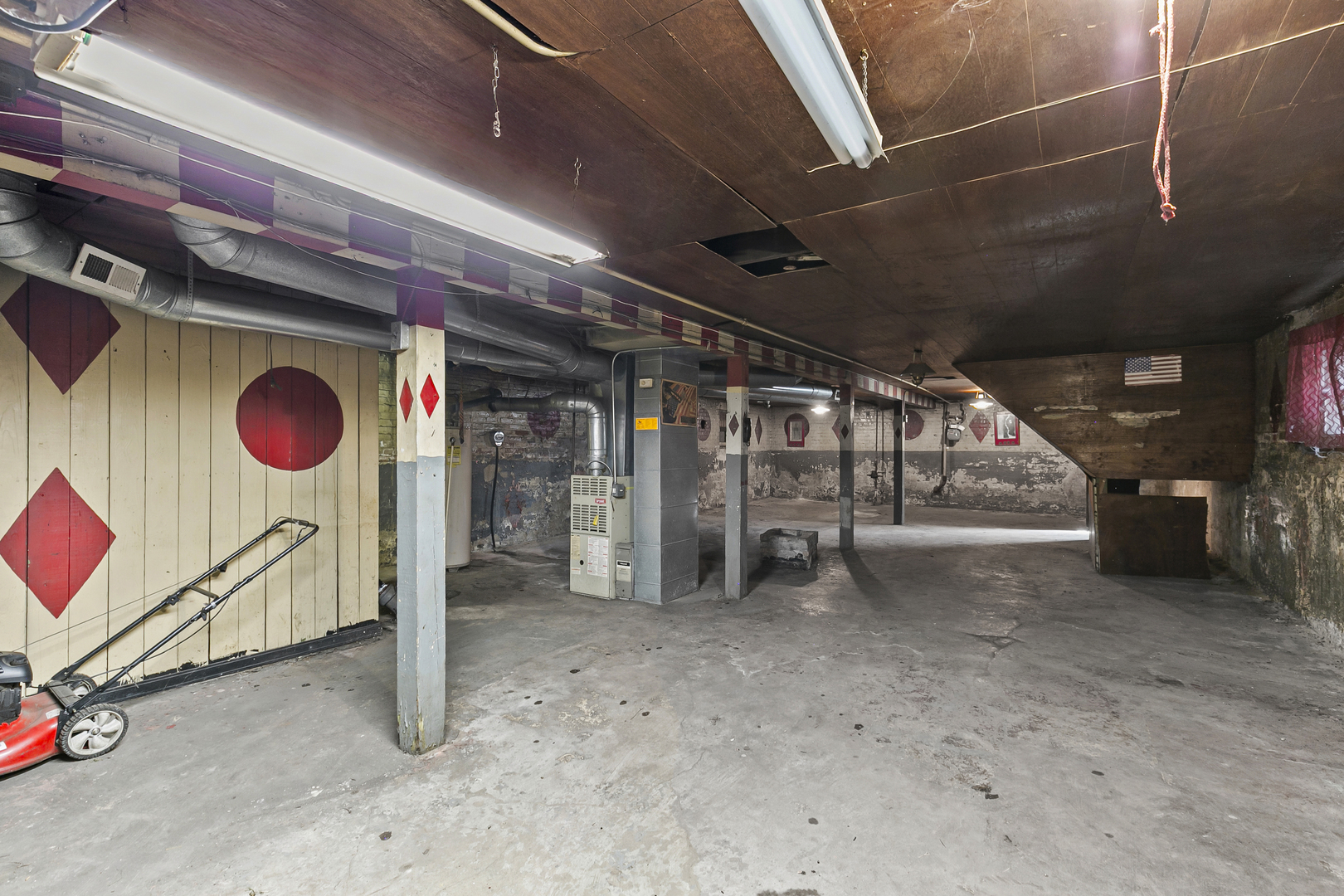 6536 South Rhodes Avenue Chicago, IL 60637 - Photo 17 of 21 a view of a room with wooden walls