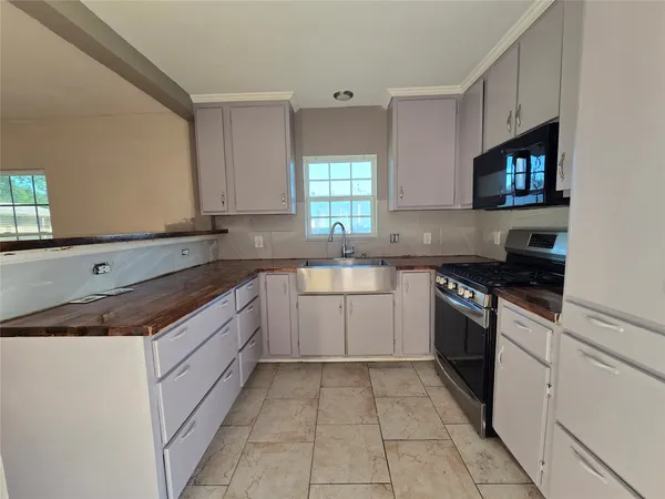 $1,500 | 19736 Dunbar Avenue, Humble, TX 77338