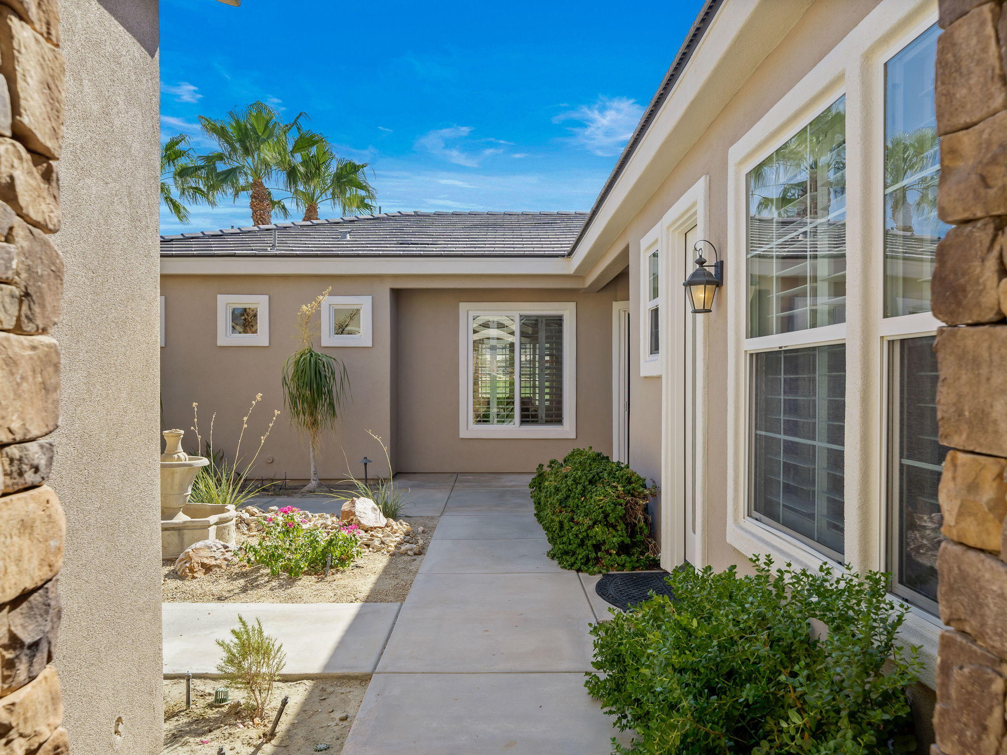 81189 Red Rock Road La Quinta, CA 92253 - Photo 6 of 85 7-web-or-mls-JMRedRock0820_007