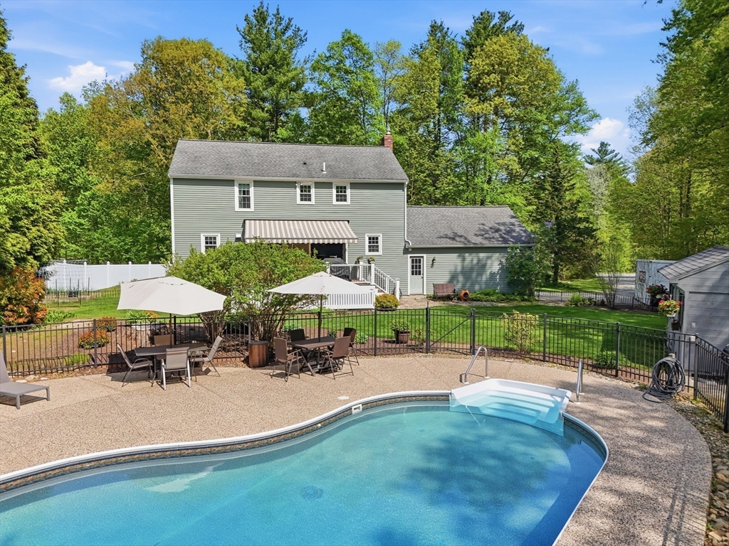 16 Parsonage Hill Road Haverhill, MA 01832 - Photo 4 of 42 Gallery Image 4