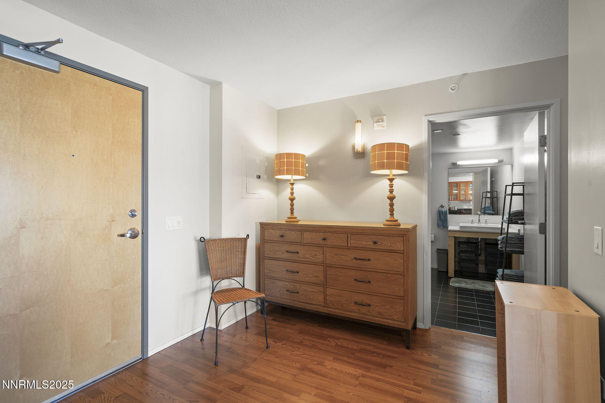 255 North Sierra Street, Unit 1613 Reno, NV 89501 - Photo 9 of 28 16-web-or-mls-_DSC9288
