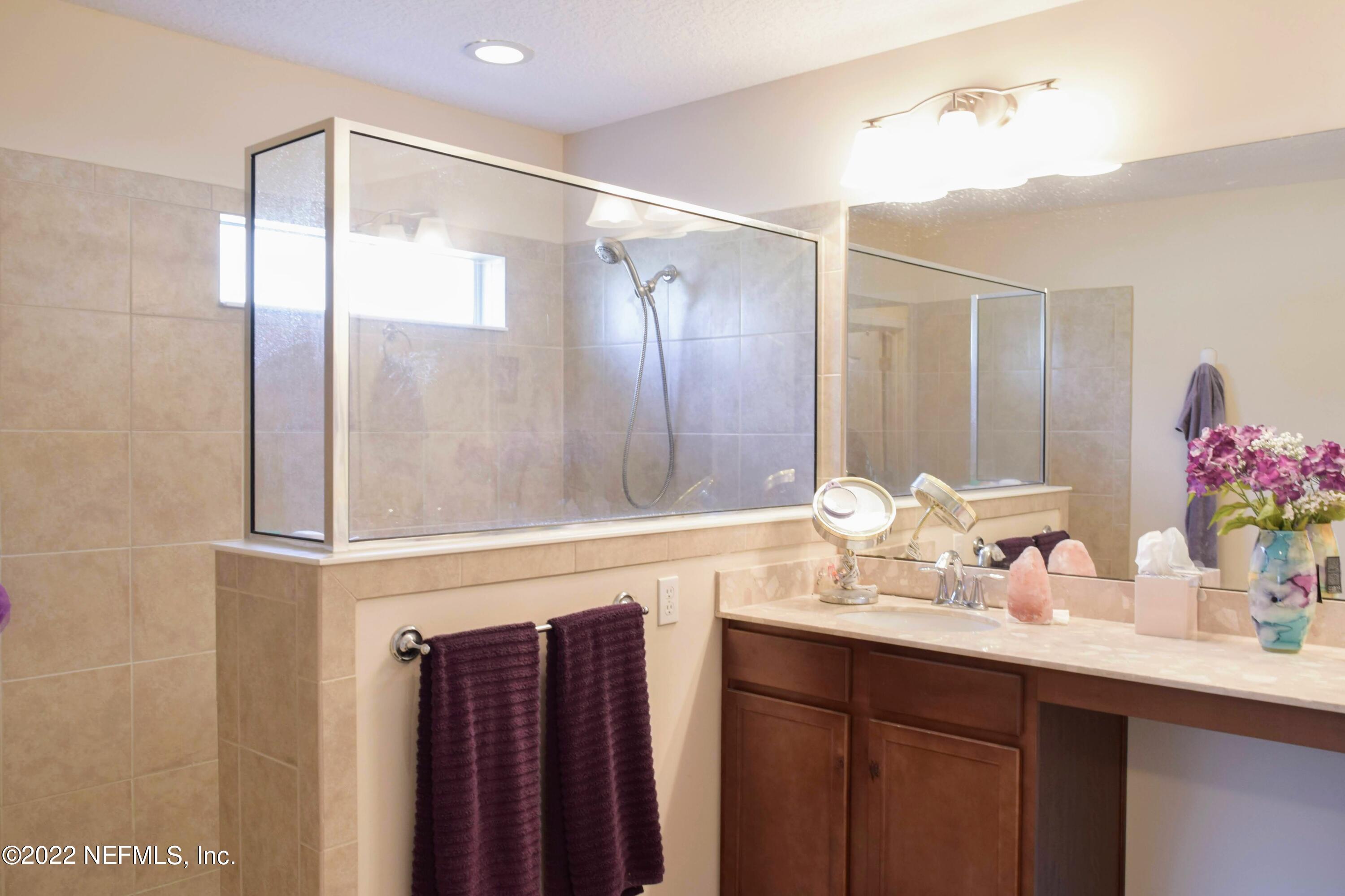 86022 Rio Way Yulee, FL 32097 - Photo 14 of 20 image