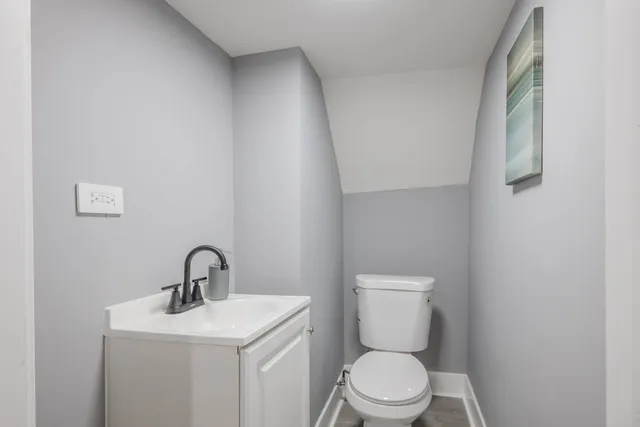 $297,000 | 7836 South St Lawrence Avenue, Chicago, IL 60619