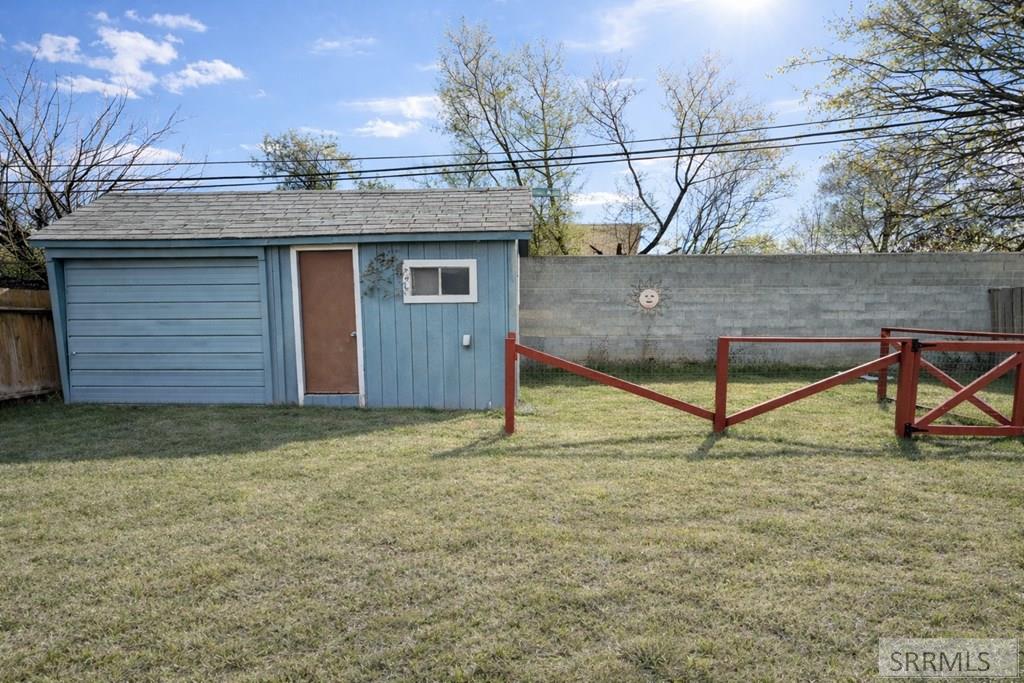1820 Falcon Drive Ammon, ID 83406 - Photo 26 of 26