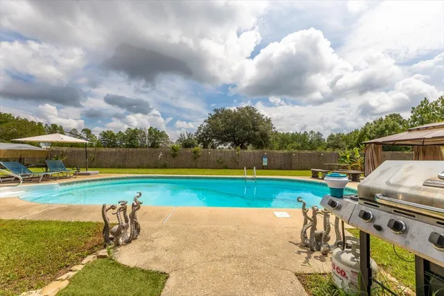 $293,000 | 5078 Santa Gertrudas Drive, Milton, FL 32583