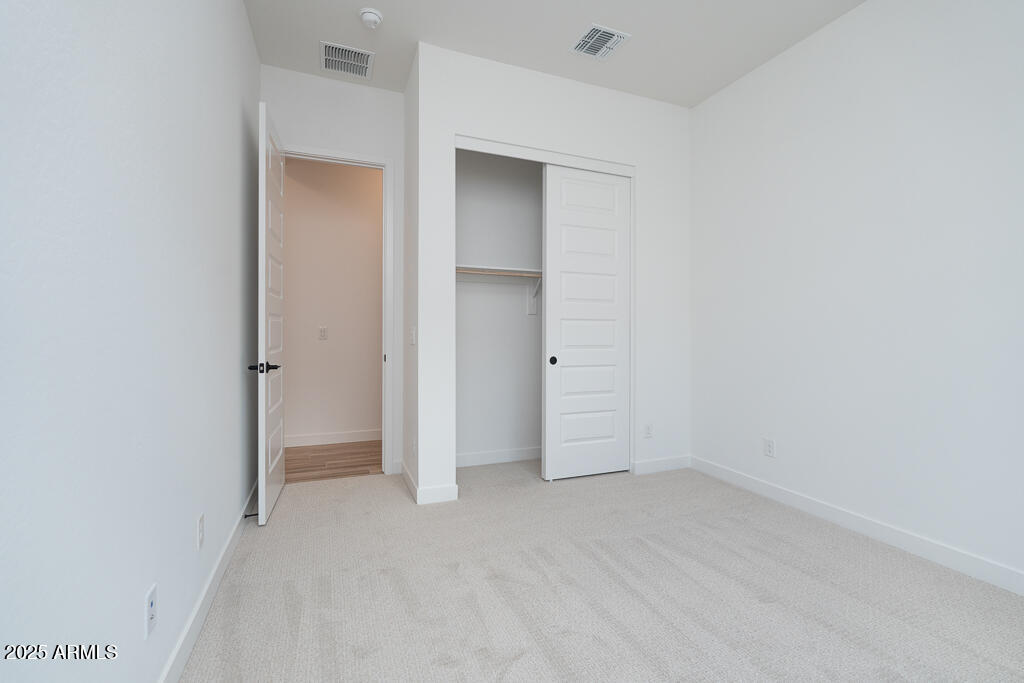 800 West J. Waltz Way Apache Junction, AZ 85120 - Photo 16 of 22 a view of an empty room