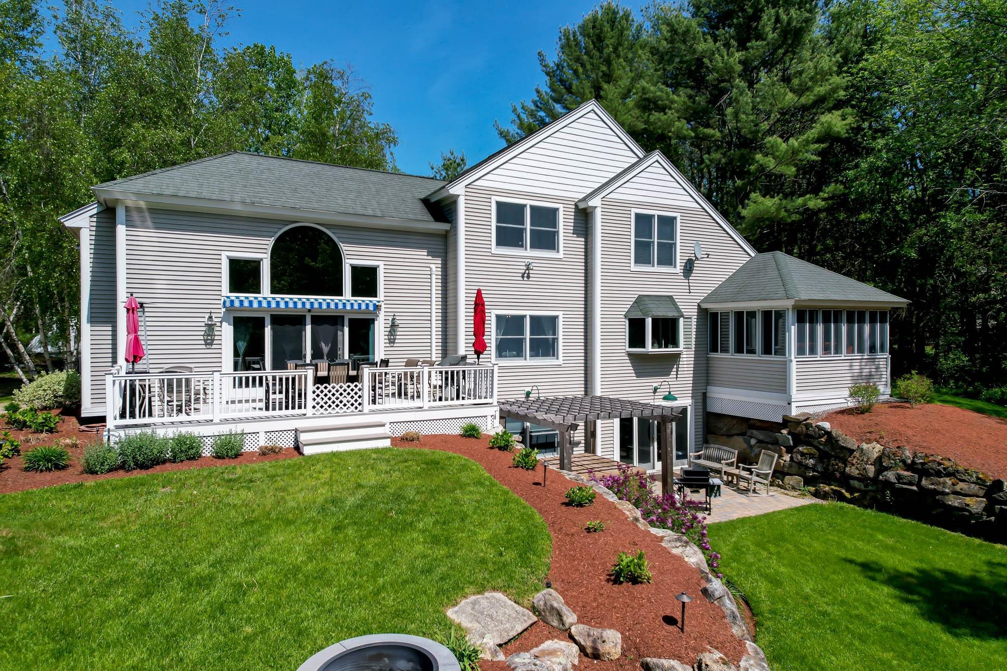 22 Winaukee Road Moultonborough, NH 03254 - Photo 1 of 40 Gallery Image 1