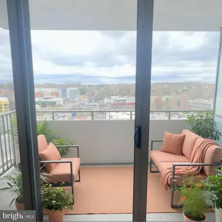 $2,600 | 5101 River Road, Unit 1103, Bethesda, MD 20816