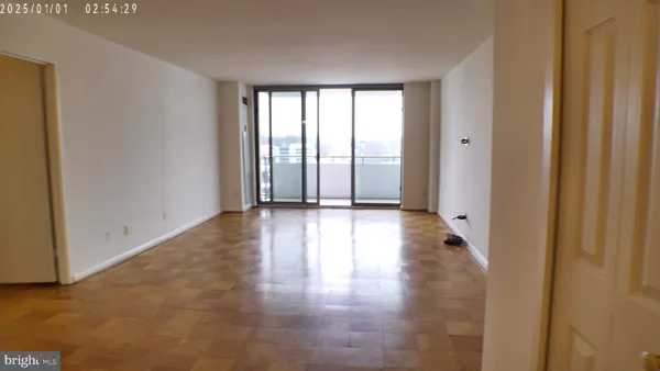 $2,800 | 5101 River Road, Unit 1103, Bethesda, MD 20816