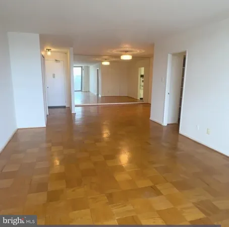 $2,800 | 5101 River Road, Unit 1103, Bethesda, MD 20816