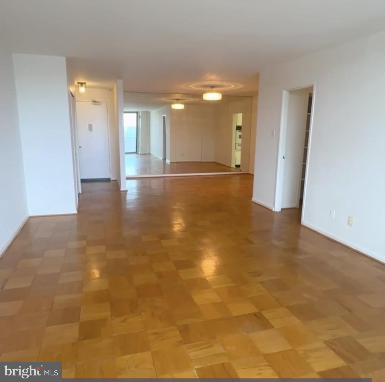 5101 River Road, Unit 1103 Bethesda, MD 20816 - Photo 7 of 22