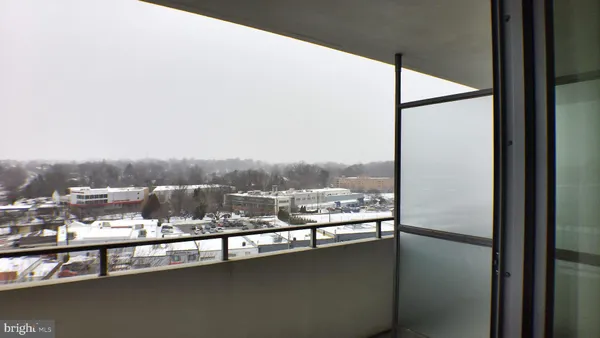 $2,600 | 5101 River Road, Unit 1103, Bethesda, MD 20816