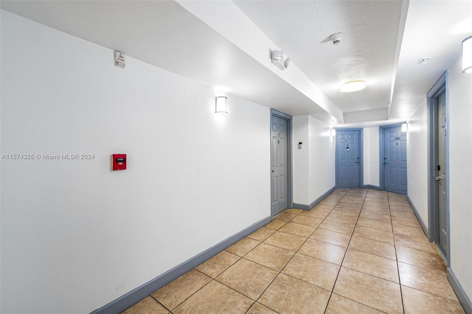 102 Southwest 6th Avenue, Unit 401 Miami, FL 33130 - Photo 23 of 27 a view of an empty room