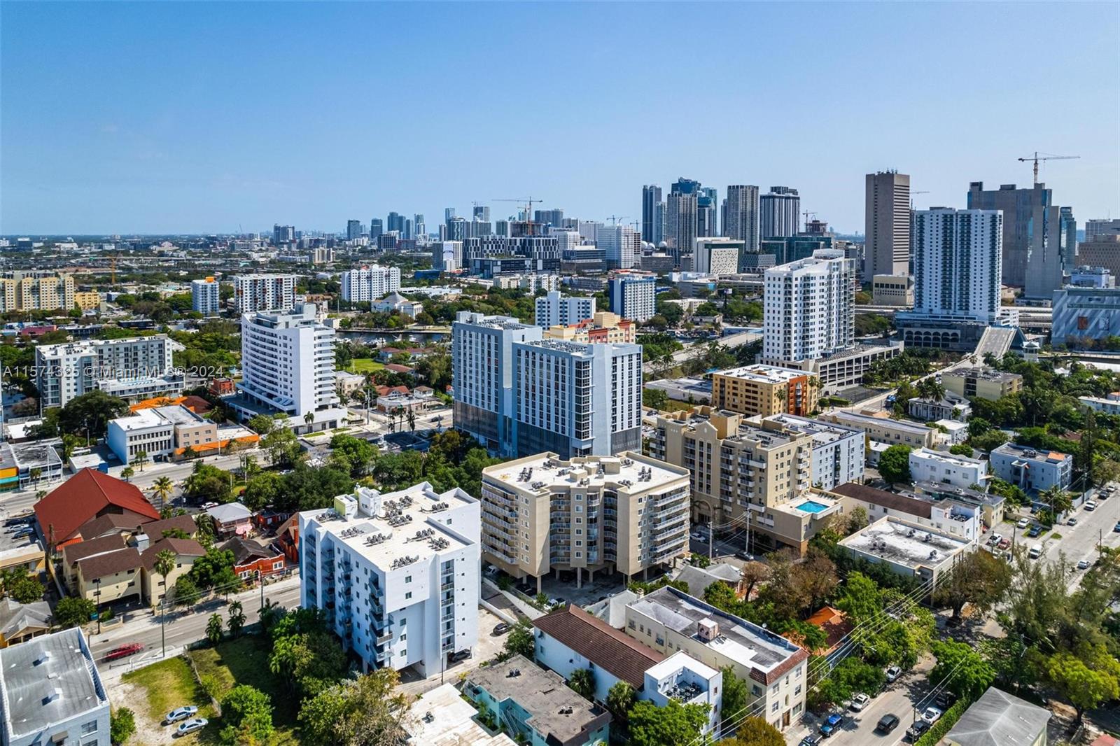 102 Southwest 6th Avenue, Unit 401 Miami, FL 33130 - Photo 5 of 27 a picture of city view