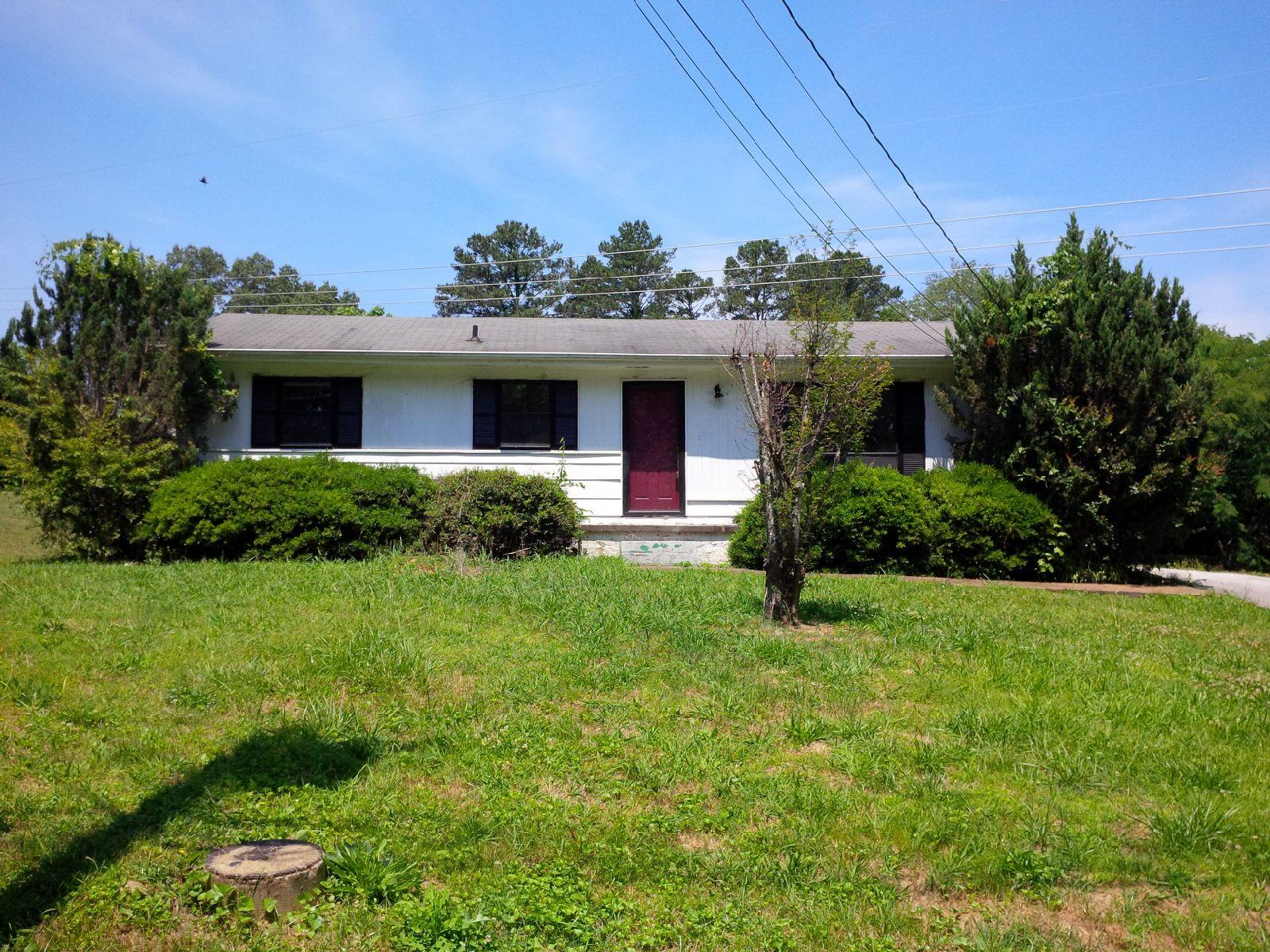 5043 Eller Road Chattanooga, TN 37416 - Photo 1 of 10 front