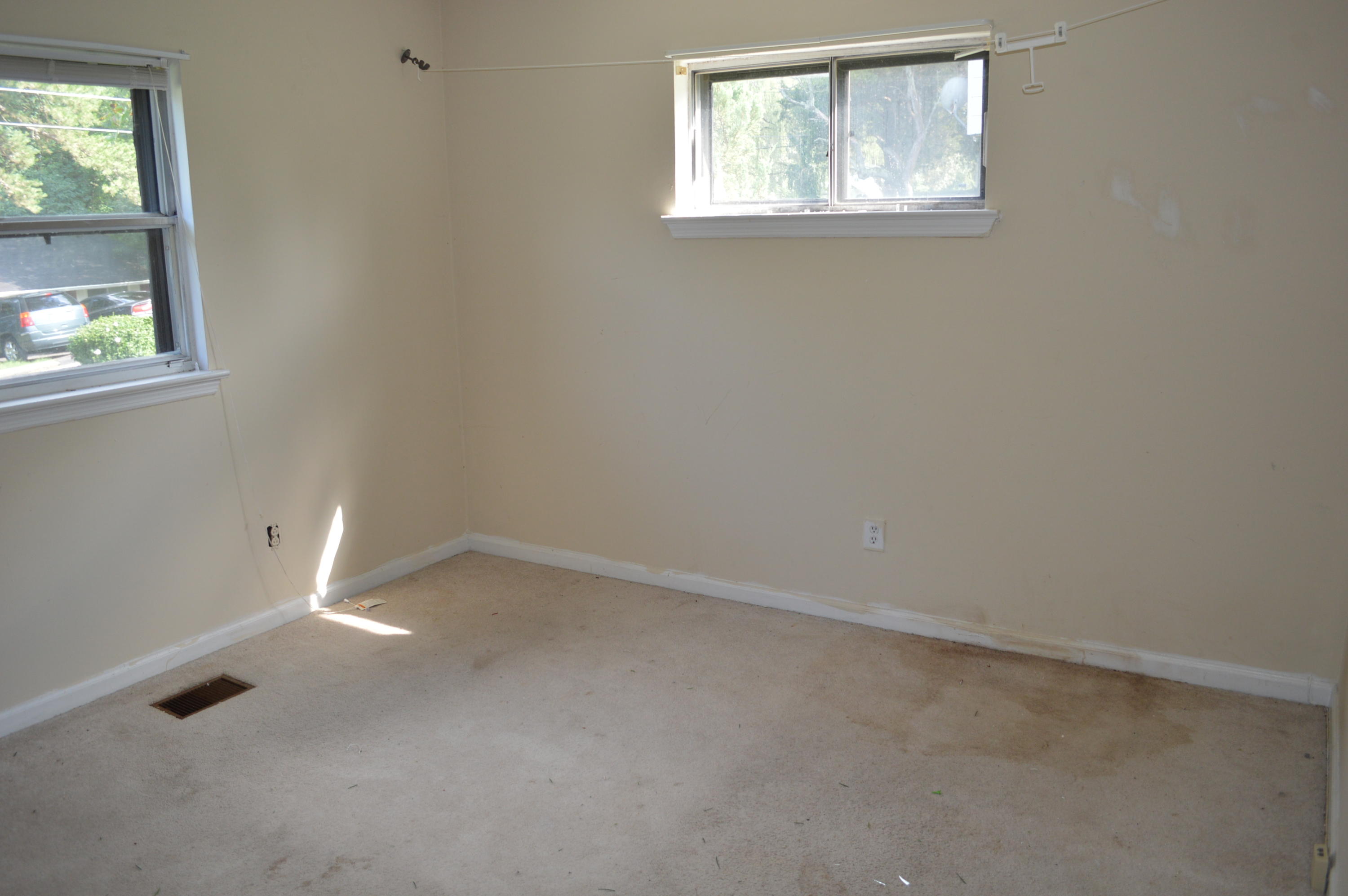 5043 Eller Road Chattanooga, TN 37416 - Photo 9 of 10 DSC_0006