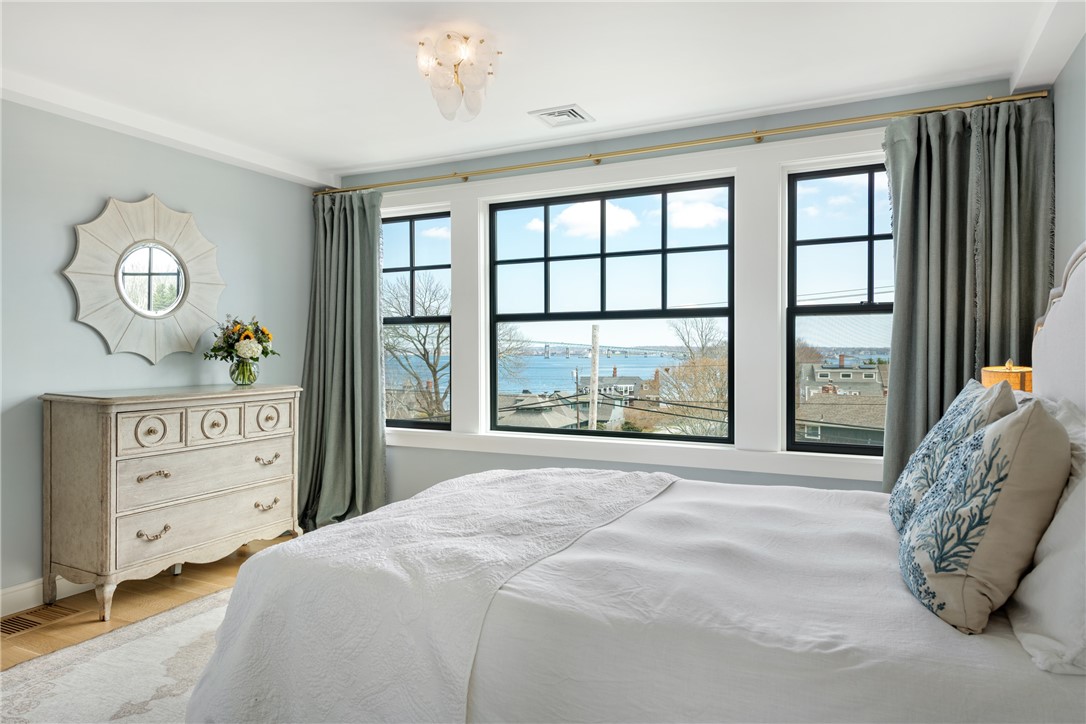 30 Walcott Avenue Jamestown, RI 02835 - Photo 23 of 50