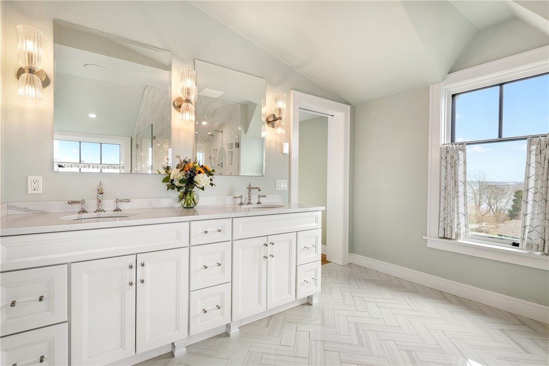 30 Walcott Avenue Jamestown, RI 02835 - Photo 36 of 50