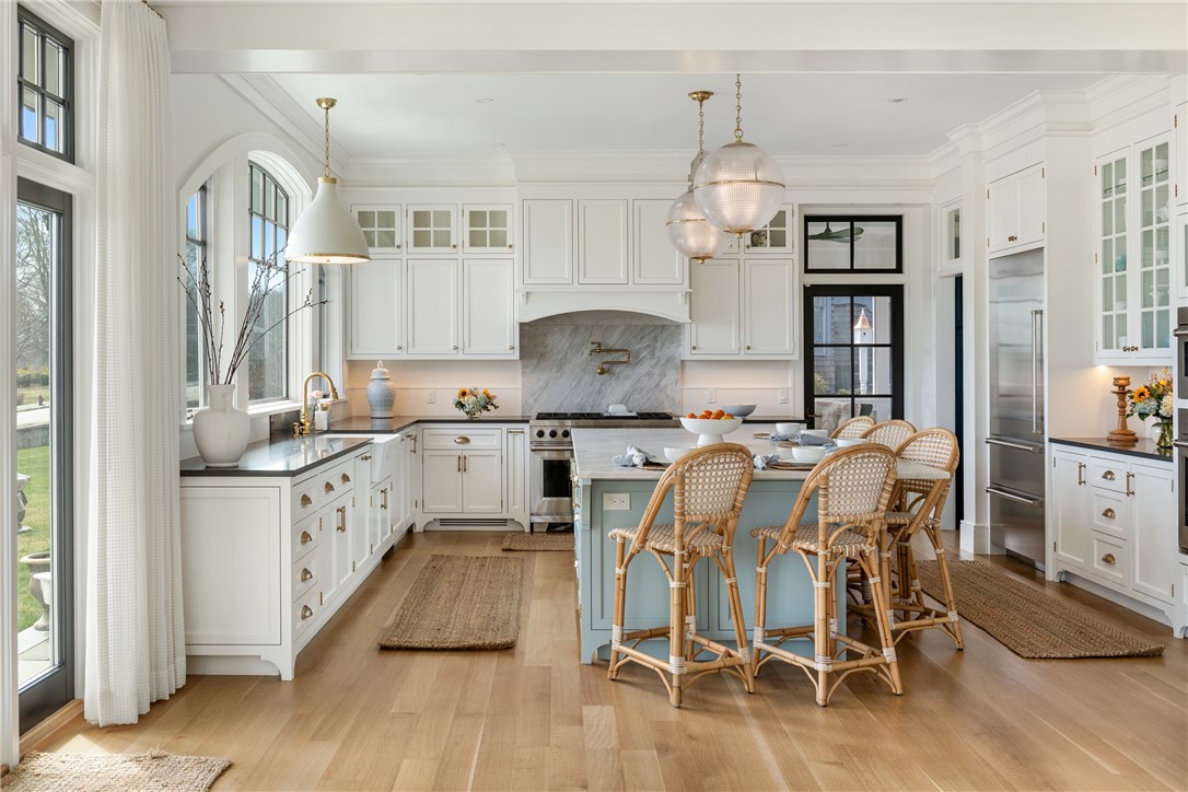 30 Walcott Avenue Jamestown, RI 02835 - Photo 7 of 50