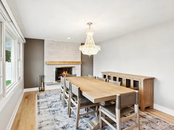 $1,100,000 | 2870 Beckwith Court, Northbrook, IL 60062