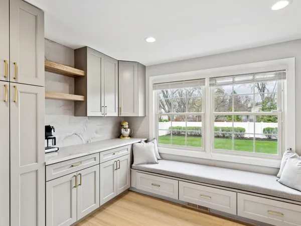 $1,100,000 | 2870 Beckwith Court, Northbrook, IL 60062