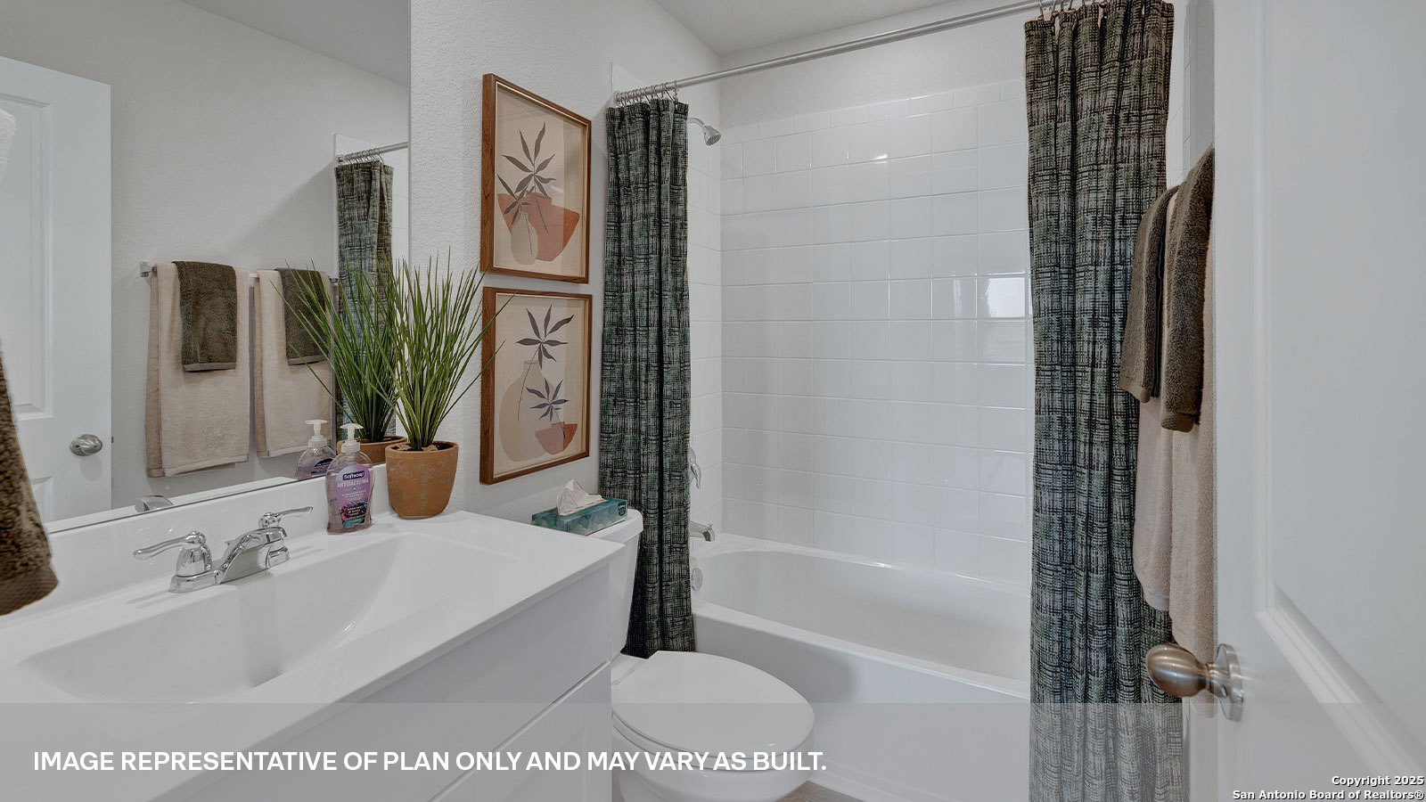 323 Low Pasture Trail Maxwell, TX 78656 - Photo 12 of 40 a bathroom with a bathtub and a sink
