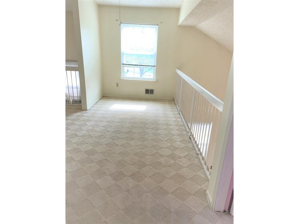 334 Lunar Road, Unit 334 Piscataway, NJ 08854 - Photo 5 of 6 Gallery Image 5
