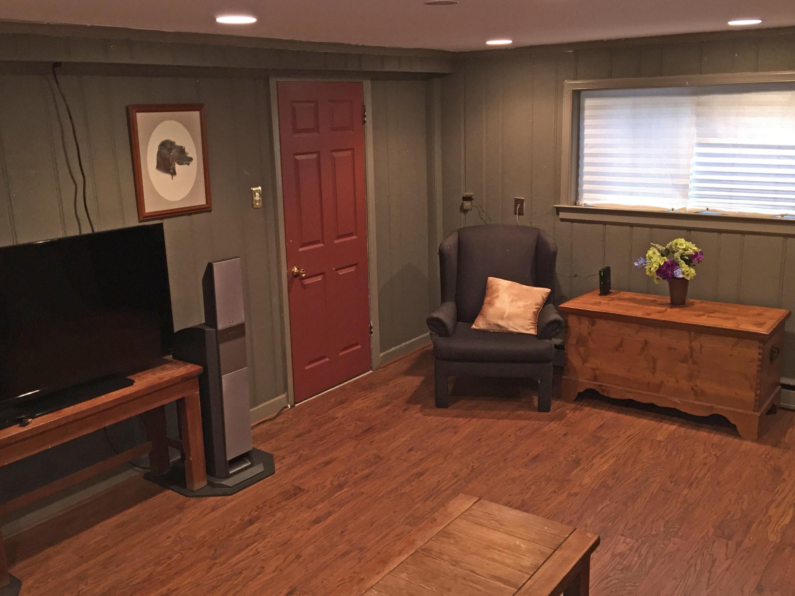 3850 Darlington Road Southwest Roanoke, VA 24018 - Photo 23 of 31 Family Room