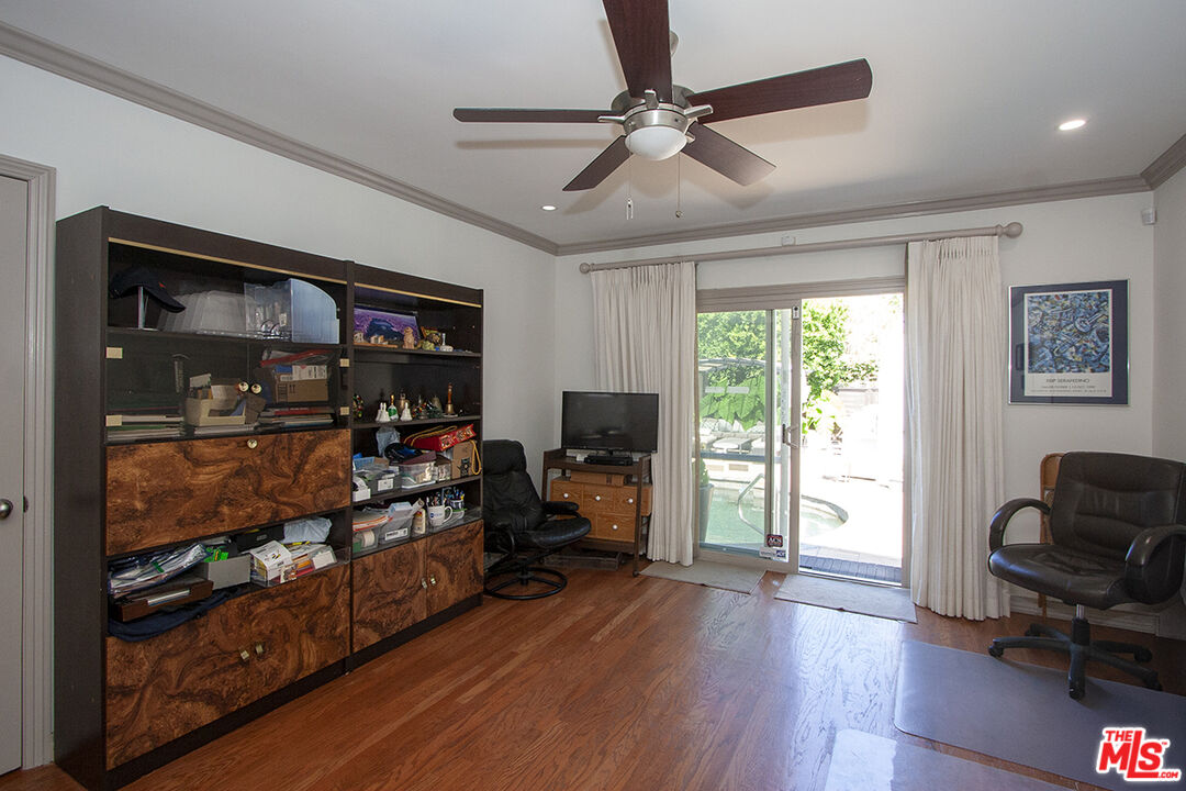 1173 South Point View Street Los Angeles, CA 90035 - Photo 12 of 18