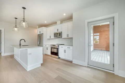 $749,900 | 62 Foundry Street, Unit 315, Wakefield, MA 01880