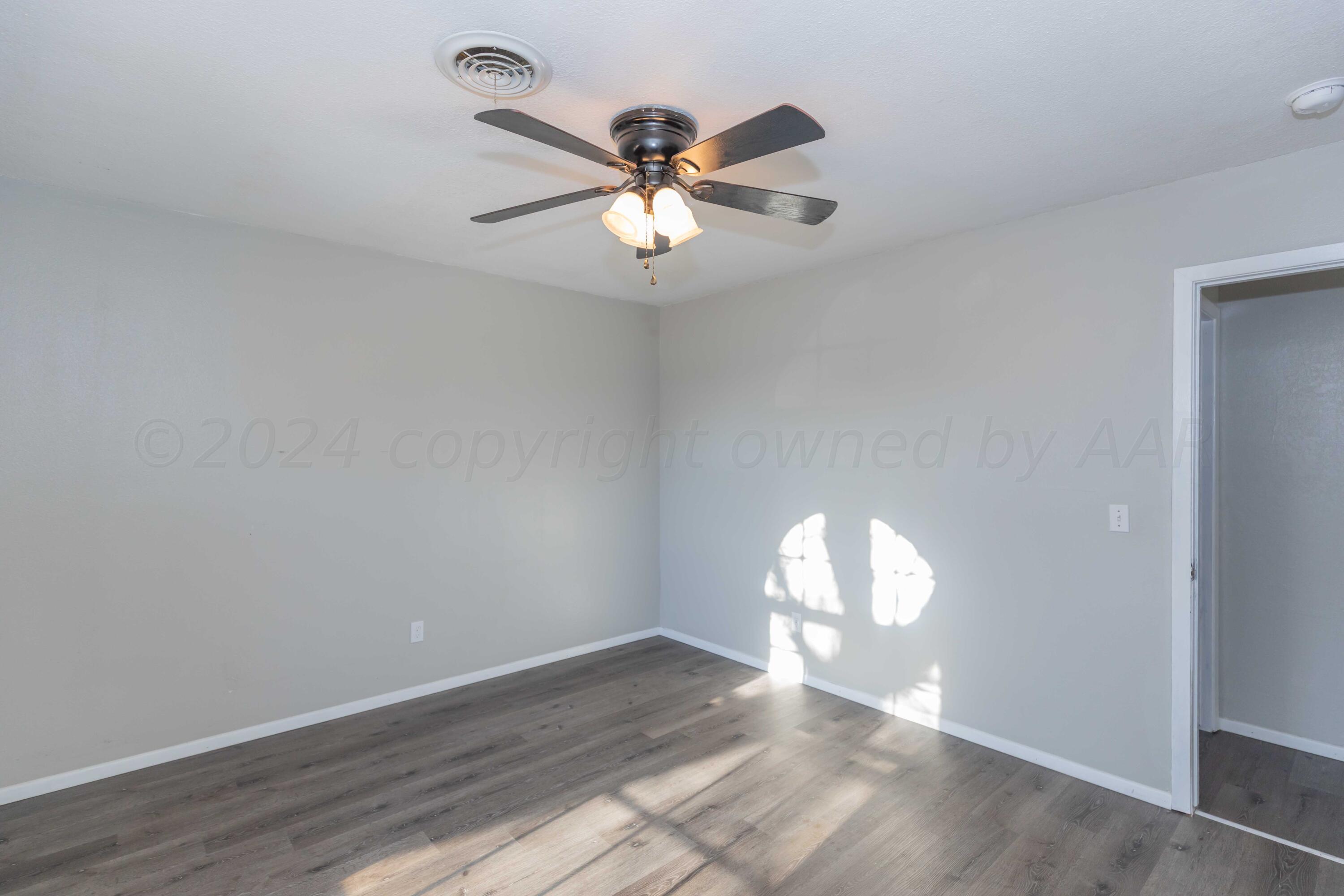 5144 Susan Drive Amarillo, TX 79110 - Photo 16 of 40 MASTER VIEW 2