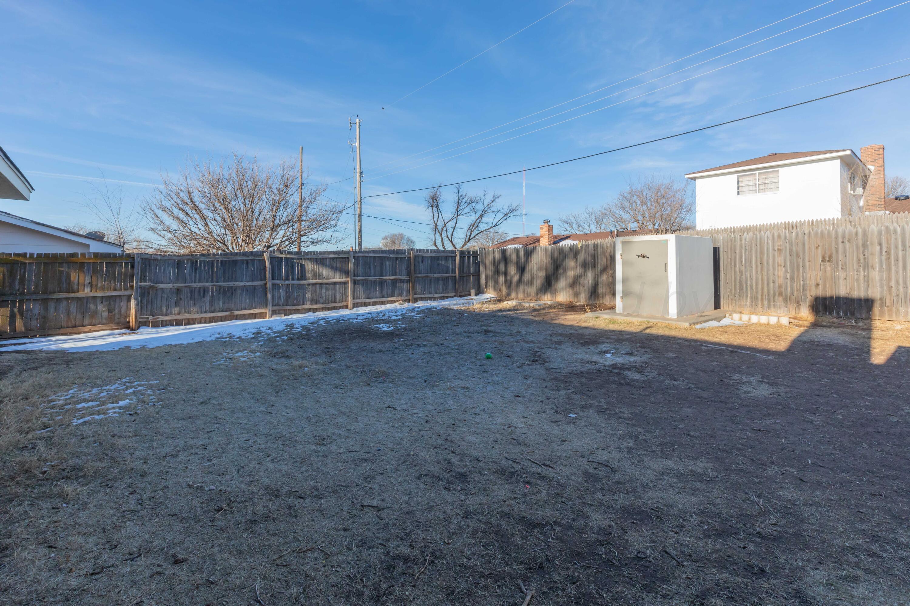 5144 Susan Drive Amarillo, TX 79110 - Photo 39 of 40 BACKYARD VIEW 2