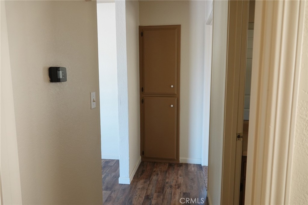 7950 Blue Moon Road Paso Robles, CA 93446 - Photo 19 of 26 Hall closet