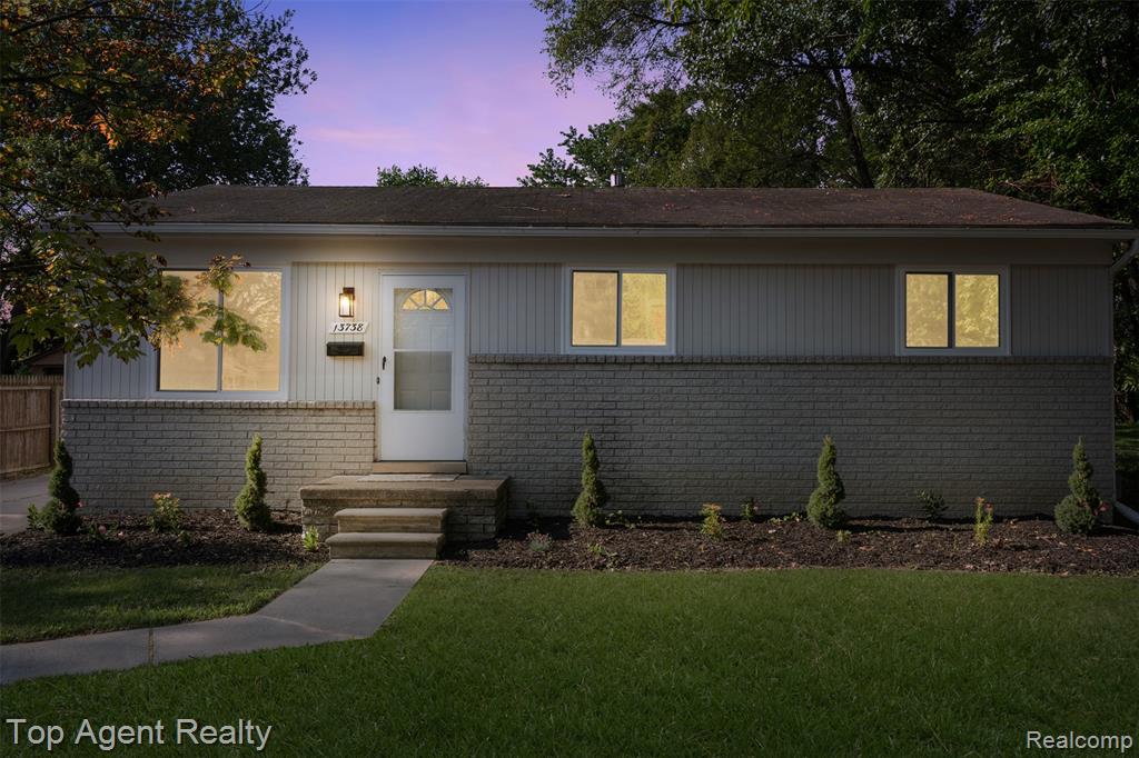 13738 Toepfer Road Warren, MI 48089 - Photo 45 of 47