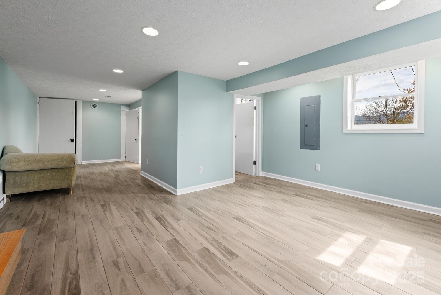 38 Lakeview Road Asheville, NC 28804 - Photo 25 of 35 Gallery Image 25